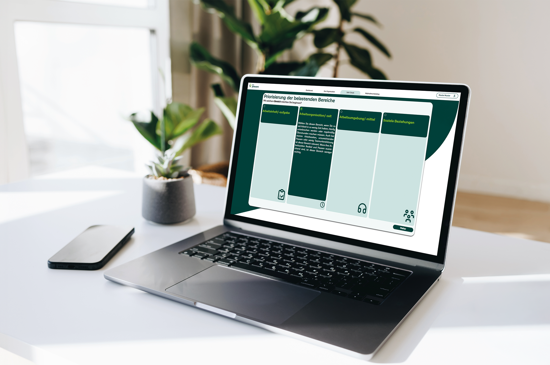 pria_psych_laptop_mockup-1